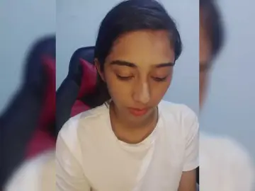 Bongacams Sex Cam of AlinaPopy