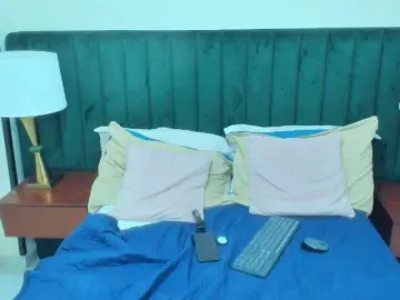 Bongacams Live Sex Cam of BlakeAndAllisa