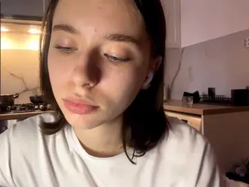 Bongacams Nude Webcam of EvonneHeally