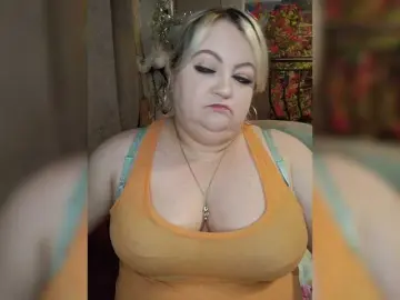 Bongacams Nude Webcam of Cute-Baby