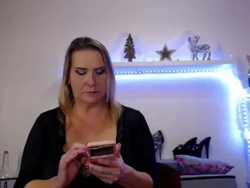 Bongacams Adult Video Chat of JuliaPink