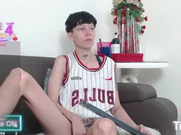 Bongacams Live Porn of LiamBrown09