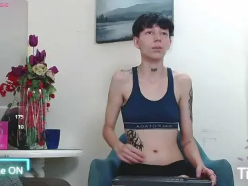 Bongacams Live Porn of LiamBrown09