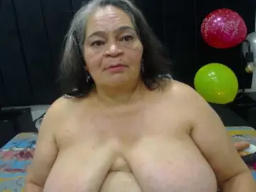 Bongacams Adult Video Chat of VickyBoobss