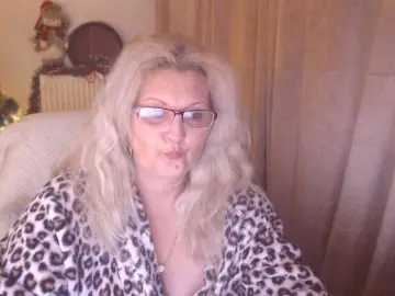 Bongacams Free Live Porn of DivineBlond