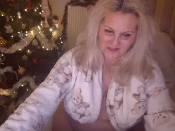 Bongacams Free Porn Cam of DivineBlond