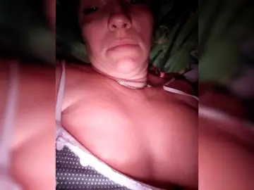 Bongacams Free Porn Cam of MissieLorrie