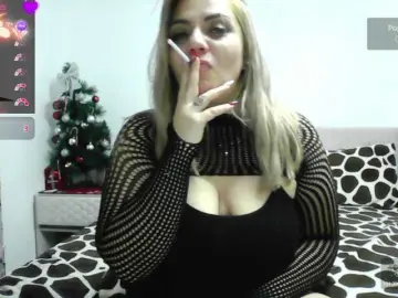 Bongacams Nude Webcam of CrazyplesureAnna