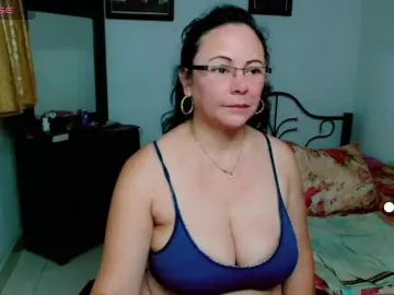 Bongacams Free Live Porn of LilyBenet1