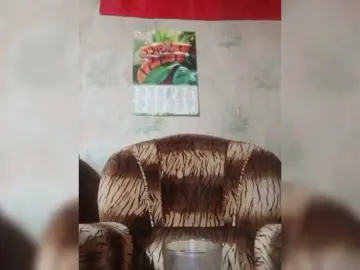 Bongacams Live Porn of REPTILIAY