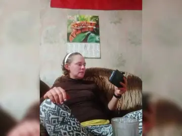 Bongacams Nude Webcam of REPTILIAY