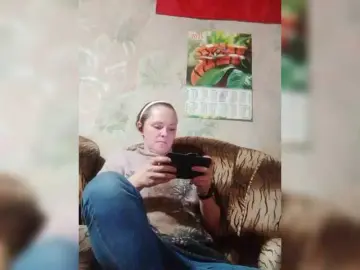 Bongacams Live Porn of REPTILIAY