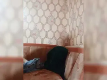 Bongacams Free Live Porn of REPTILIAY