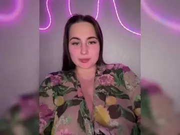 Bongacams Watch Live Sex Cams of SweetyW-