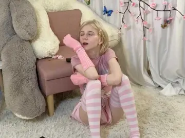 Bongacams Watch Live Sex Cams of ViollaDream