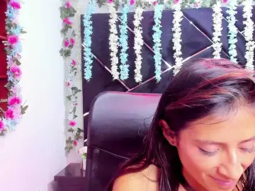 Bongacams Sex Cam of SharlotRodriguez