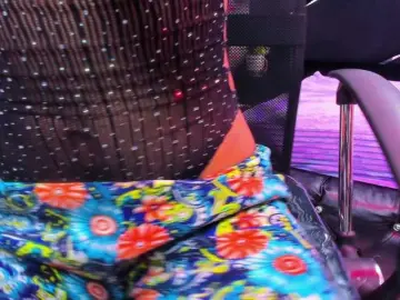 Bongacams Watch Live Sex Cams of SharlotRodriguez