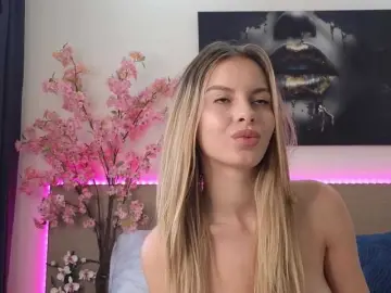 aneblondie from bongacams