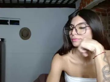 Bongacams Private Sex Chat of millyxnicoll1