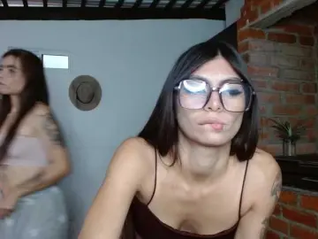 Bongacams Live Sex Cam of millyxnicoll1