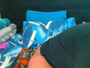 Bongacams Live Porn of SexyCreamyPussy