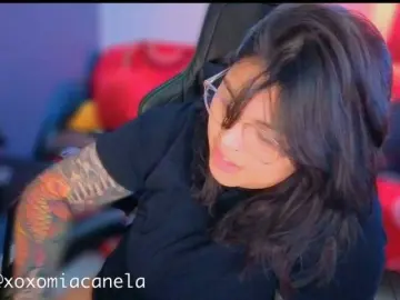 Bongacams Free Live Porn of Miacanelaxo