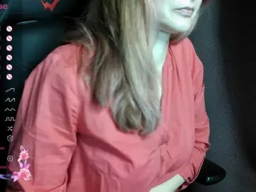 Bongacams Watch Live Sex Cams of ScarletWitch666