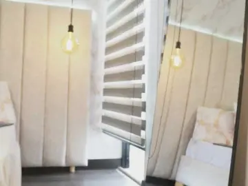 Bongacams Sex Cam of Annyy-Rosse