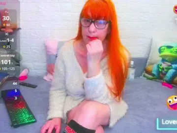 Bongacams Nude Webcam of FoxyMature