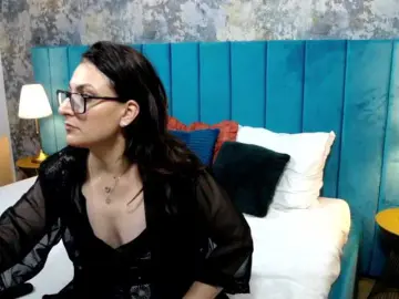 LisaCroft from bongacams