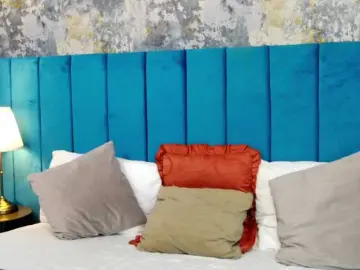 Bongacams Free Porn Cam of LisaCroft