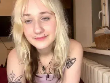 Bongacams Watch Live Sex Cams of MaryjaneMacdougal