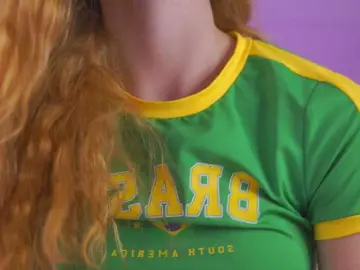 Bongacams Nude Webcam of SweetObsessionXO