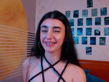 Bongacams Watch Live Sex Cams of MiaColour