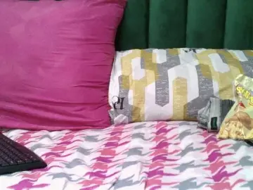 TEAMO2000 from bongacams