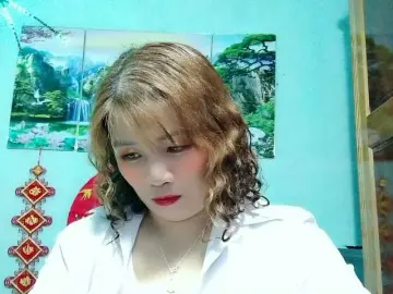 Bongacams Live Sex Cam of Linhanhsex2k