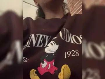 Bongacams Watch Live Sex Cams of EmilyLeah