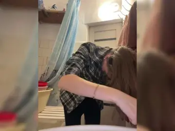 Bongacams Free Porn Cam of Alenushka888