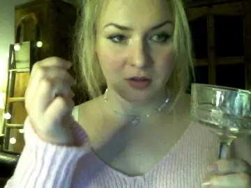 Bongacams Private Sex Chat of HollyLaPretty