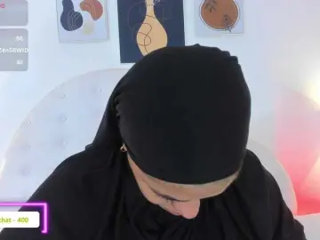 Bongacams Free Porn Cam of mhia-paris