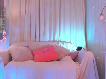 Bongacams Adult Webcams of CrazyWine