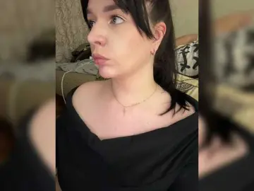 Bongacams Watch Live Sex Cams of HellMor