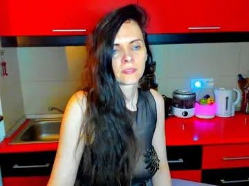 Bongacams Adult Video Chat of SexQueen11