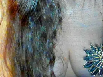 Bongacams Best live sex cam show of SexQueen11