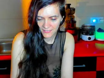 Bongacams Live Sex Cam of SexQueen11