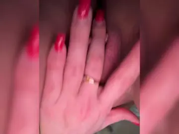 Bongacams Watch Live Sex Cams of -CherryBerry-