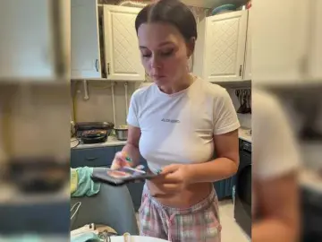 Bongacams Sex Cam of Paratrax