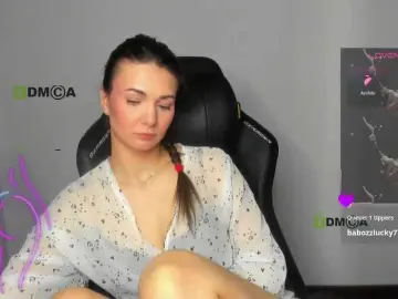 Bongacams Watch Live Sex Cams of Cute-Shy