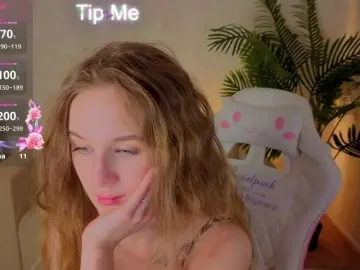 Bongacams Sex Cam of Kiana-White