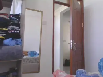 Bongacams Nude Webcam of Lucia-1